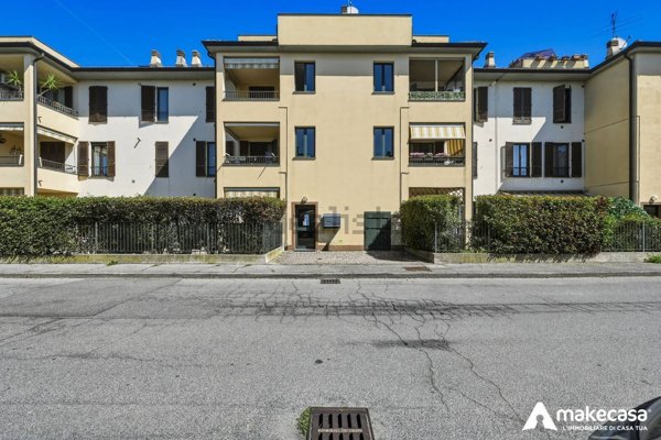 appartamento in vendita a Zelo Buon Persico