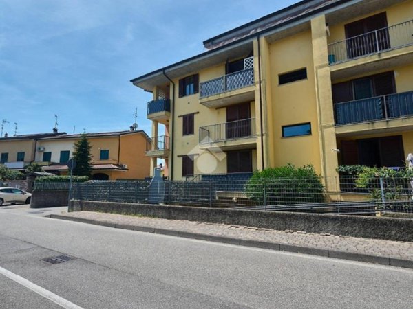 appartamento in vendita a Zelo Buon Persico