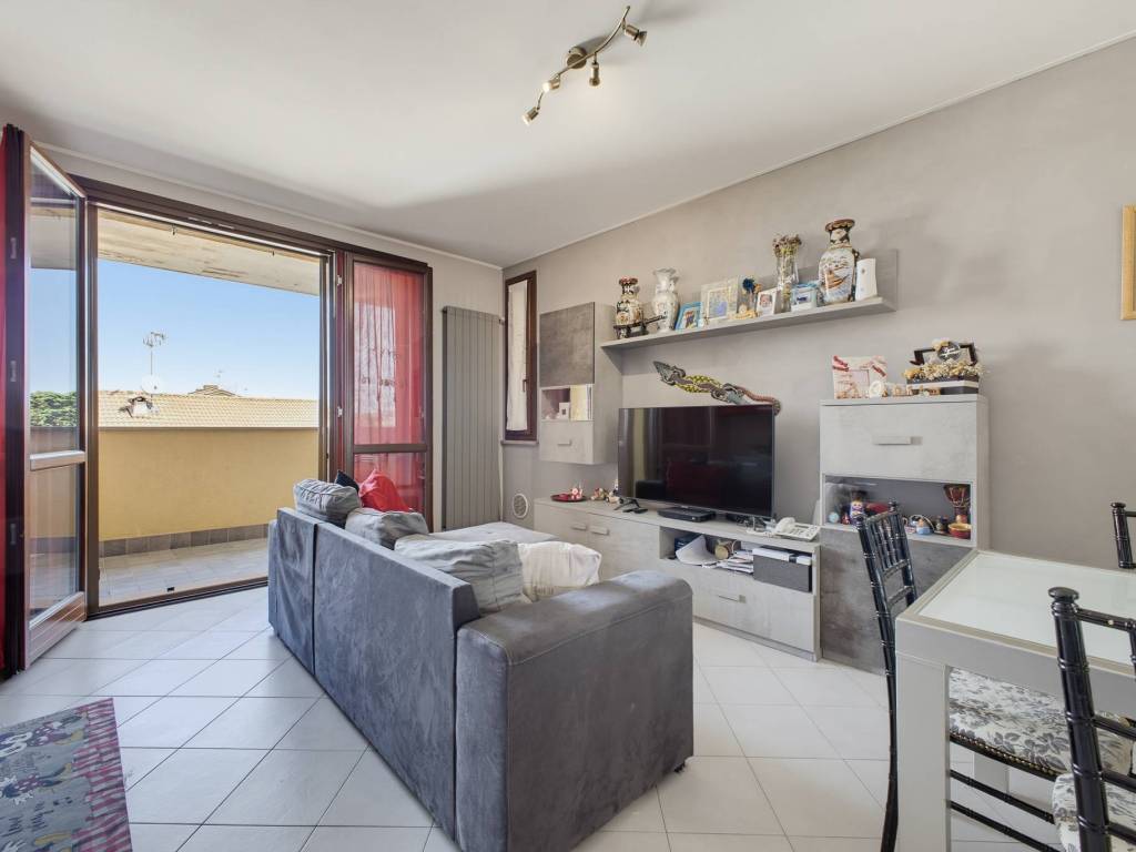 appartamento in vendita a Zelo Buon Persico in zona Mignete