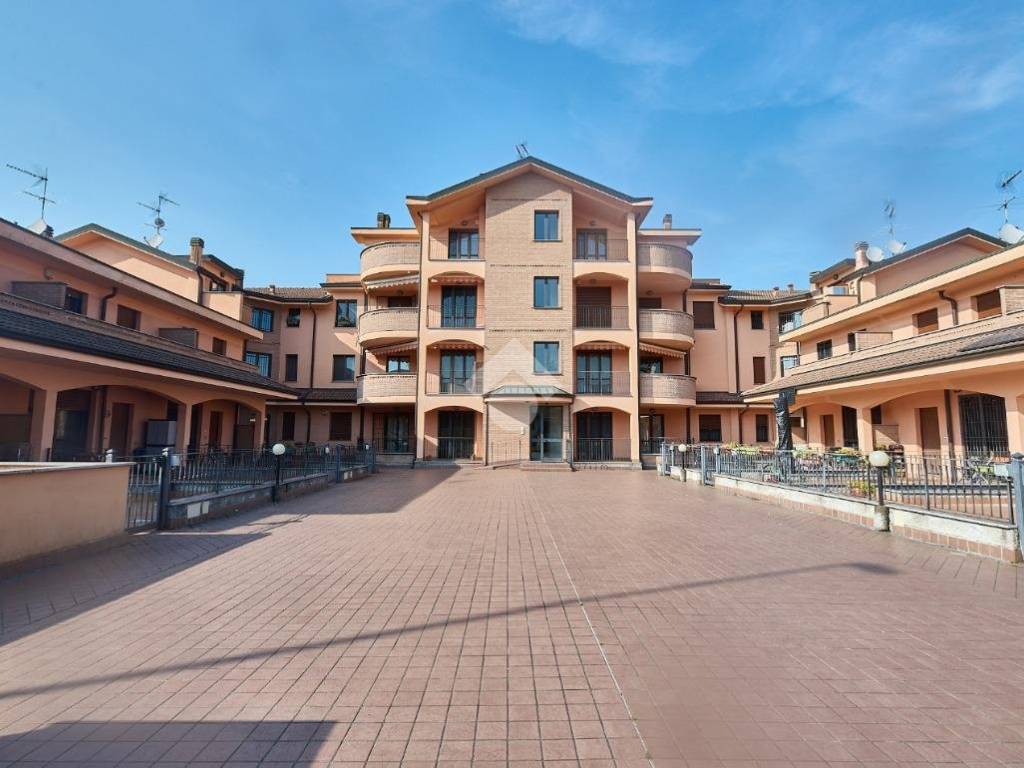 appartamento in vendita a Zelo Buon Persico