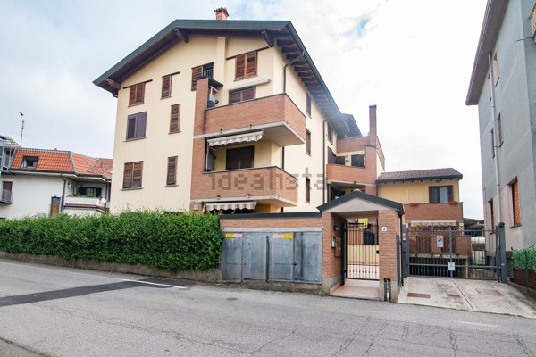 appartamento in vendita a Zelo Buon Persico