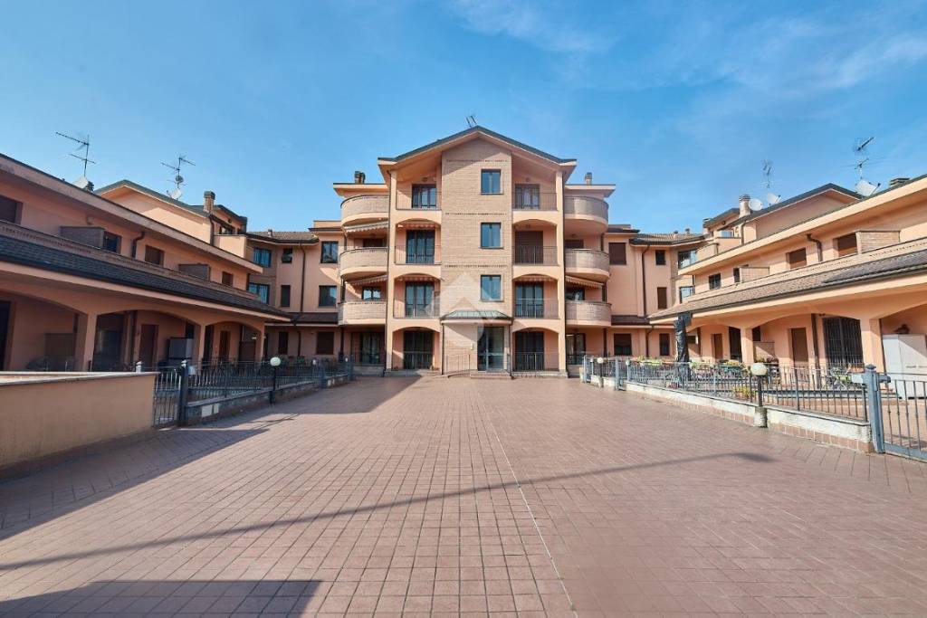 appartamento in vendita a Zelo Buon Persico