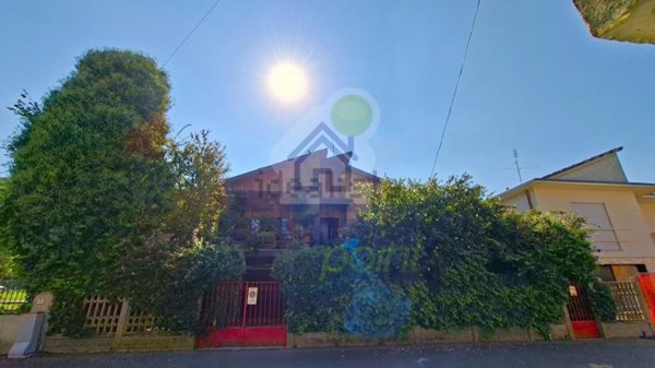 casa indipendente in vendita a Zelo Buon Persico