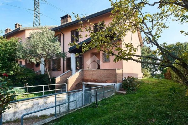 casa indipendente in vendita a Zelo Buon Persico
