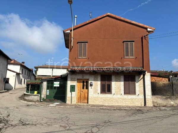 appartamento in vendita a Zelo Buon Persico in zona Mignete
