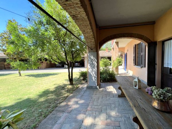 casa indipendente in vendita a Castelgerundo in zona Camairago