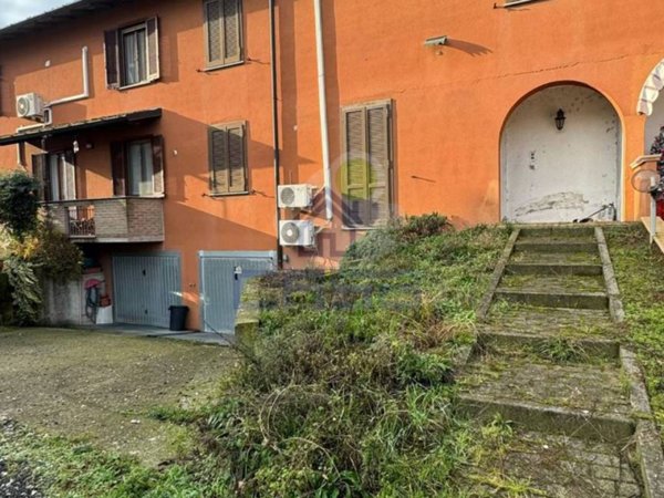 casa indipendente in vendita a Castelgerundo in zona Cavacurta