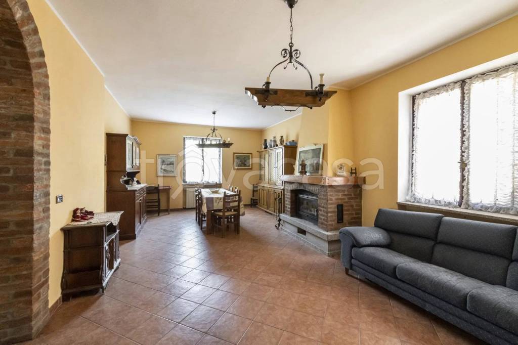 appartamento in vendita a Castelgerundo