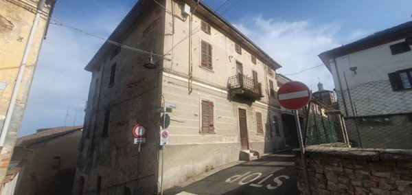 casa indipendente in vendita a Pietra Marazzi