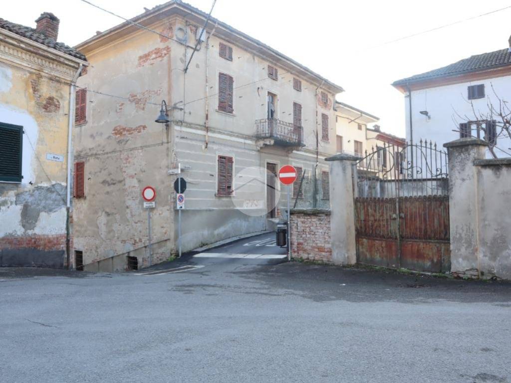 casa indipendente in vendita a Pietra Marazzi