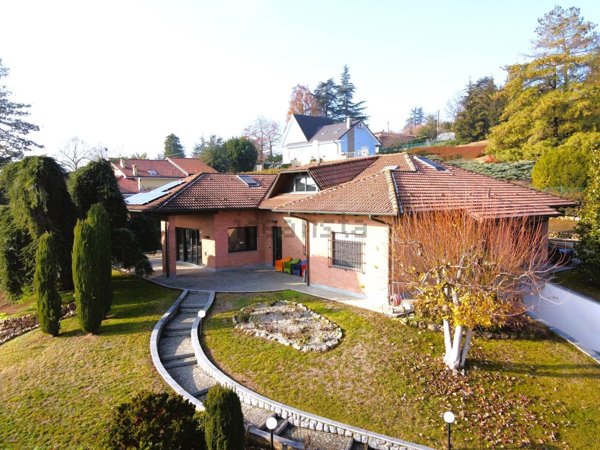 casa indipendente in vendita a Pietra Marazzi