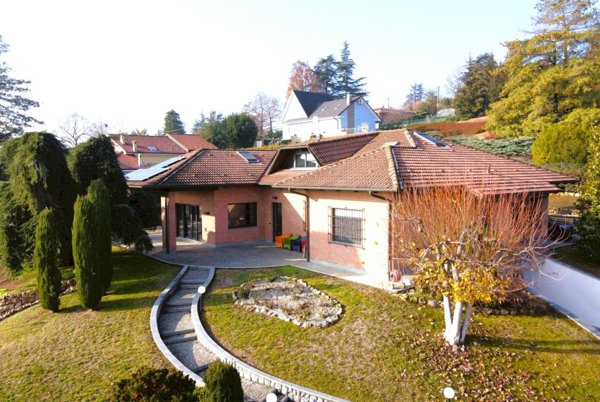 casa indipendente in vendita a Pietra Marazzi