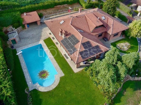 casa indipendente in vendita a Pietra Marazzi in zona Pavone