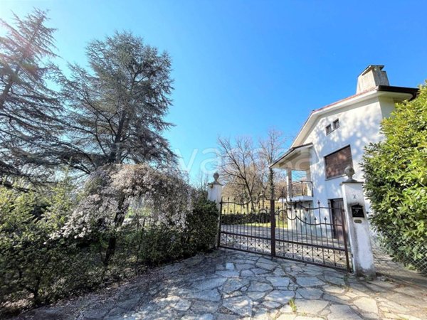 casa indipendente in vendita a Pietra Marazzi