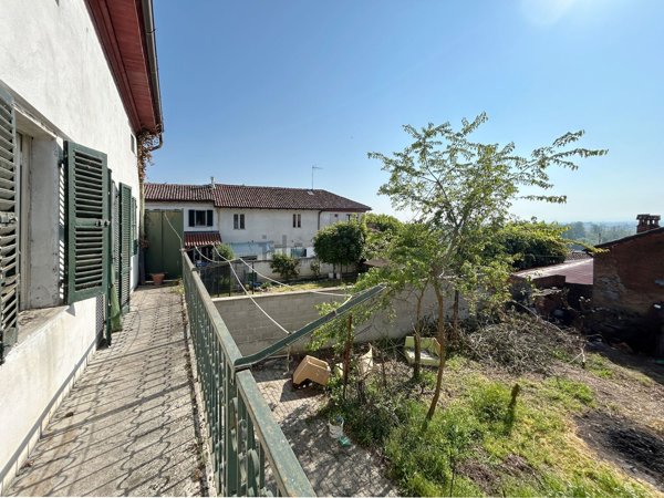 casa indipendente in vendita a Pietra Marazzi in zona Pavone