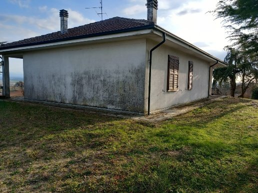 casa indipendente in vendita a Pietra Marazzi