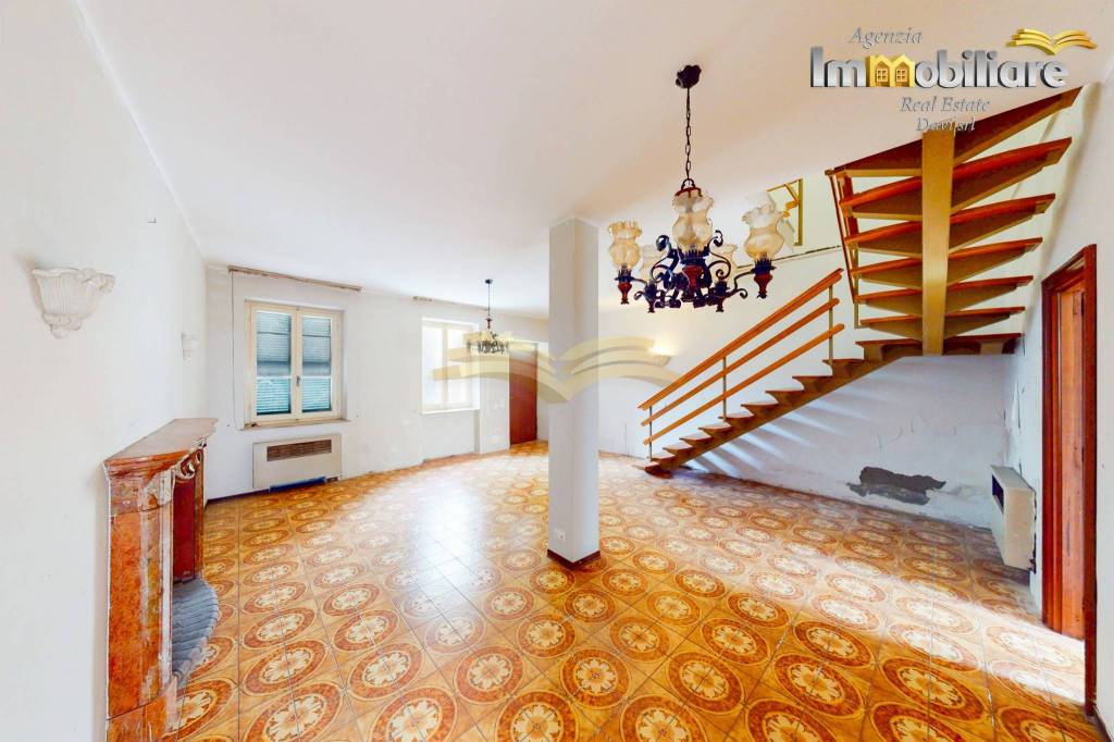 casa indipendente in vendita a Pietra Marazzi