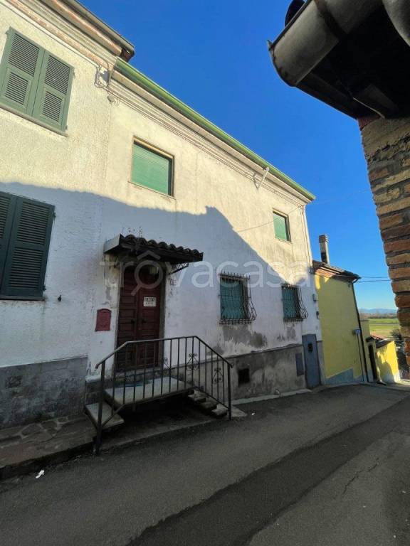 casa indipendente in vendita a Pietra Marazzi in zona Pavone