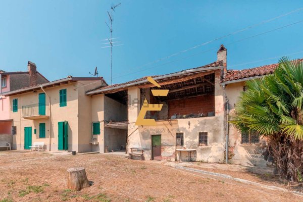 casa indipendente in vendita a Pomaro Monferrato