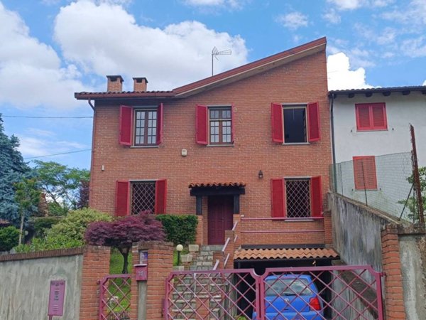 casa indipendente in vendita a Pomaro Monferrato