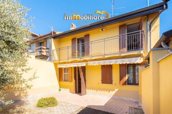 casa indipendente in vendita a Pomaro Monferrato