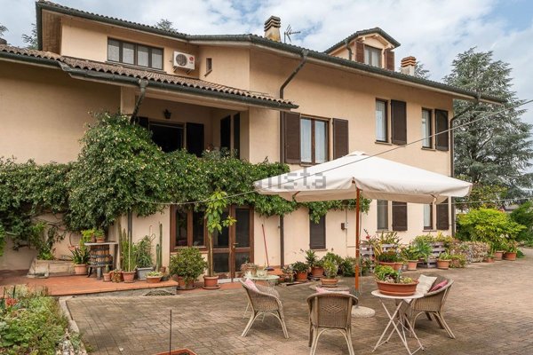 casa indipendente in vendita a Pontecurone