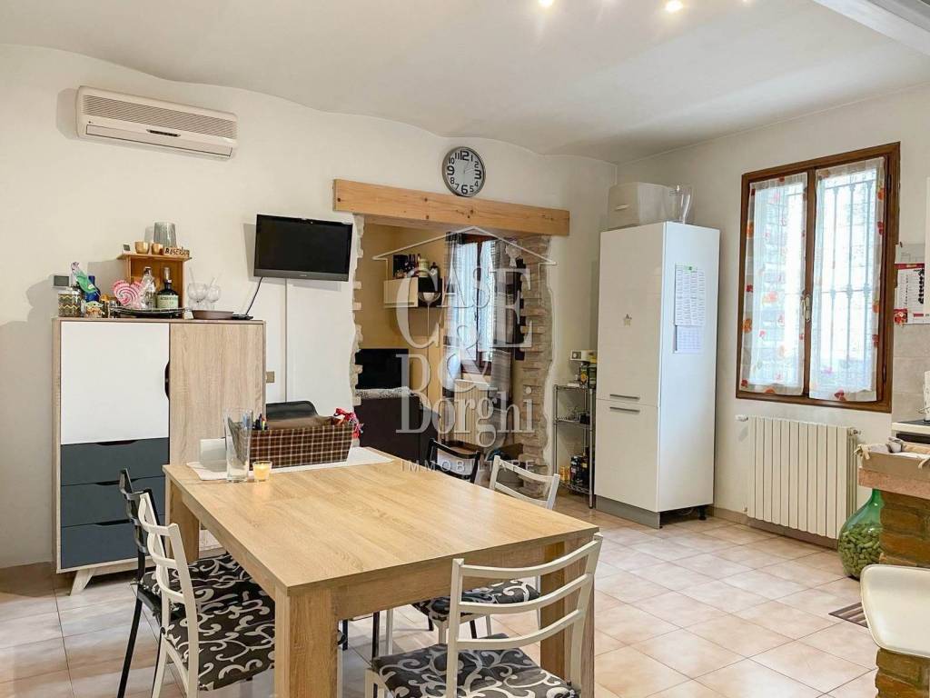 casa indipendente in vendita a Pontecurone