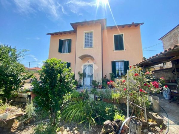 casa indipendente in vendita a Pontecurone