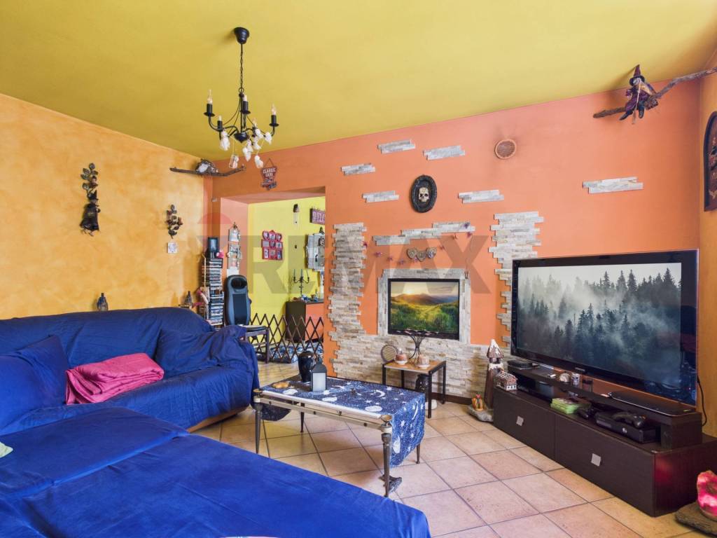 casa indipendente in vendita a Pontecurone