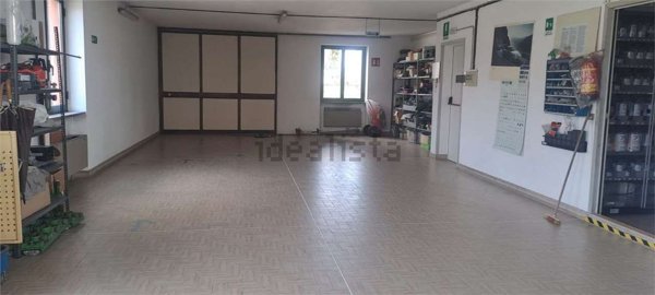 locale di sgombero in vendita a Pontecurone