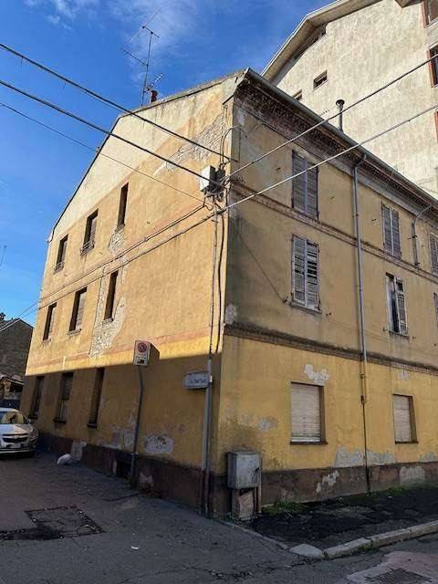 intera palazzina in vendita a Pontecurone