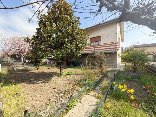 casa indipendente in vendita a Pontecurone
