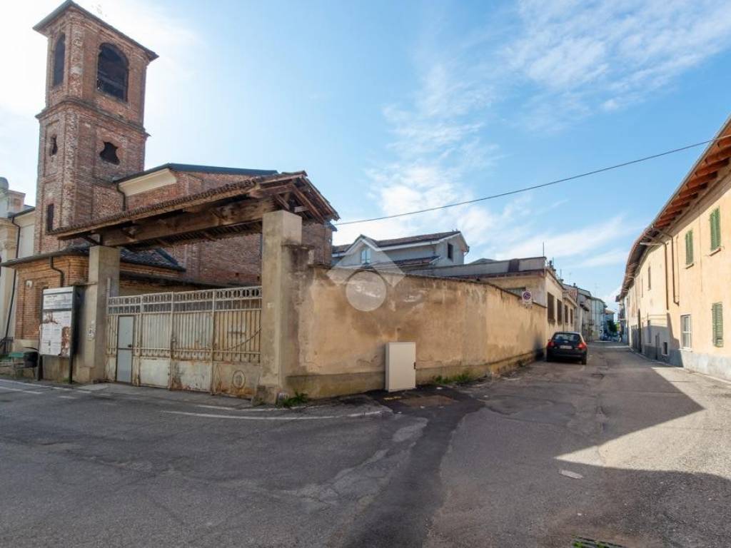 locale commerciale in vendita a Pontestura