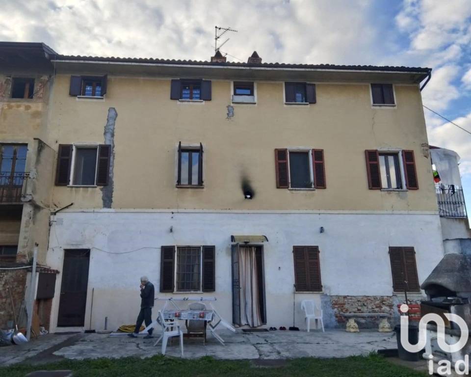 casa indipendente in vendita a Pontestura