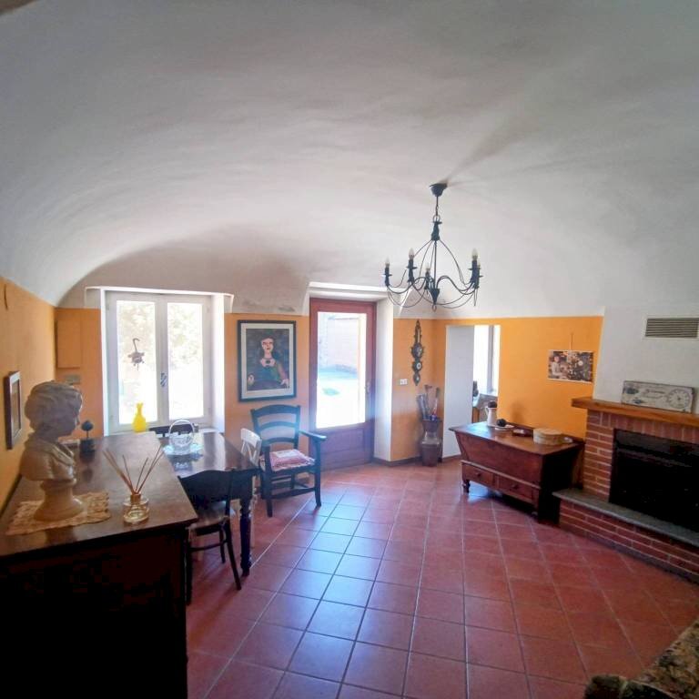 casa indipendente in vendita a Pontestura