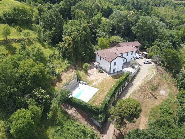 casa indipendente in vendita a Ponti