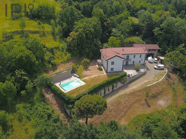 casa indipendente in vendita a Ponti