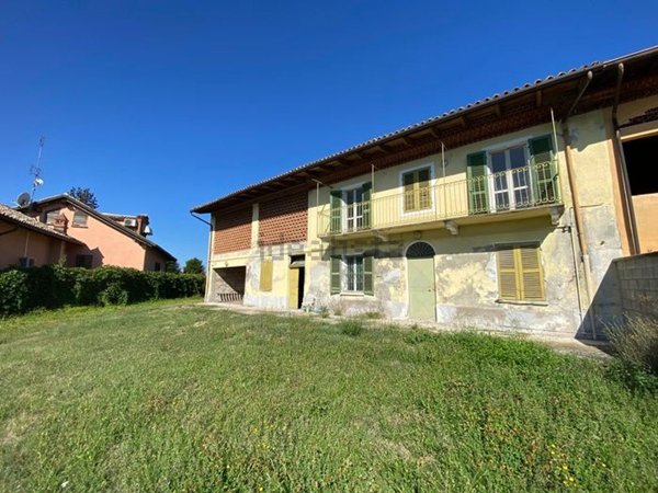 pentavano in vendita a Ponzano Monferrato