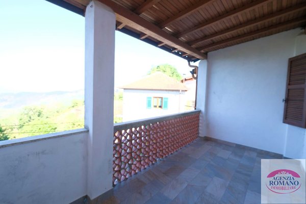 casa semindipendente in vendita a Ponzone in zona Piancastagna