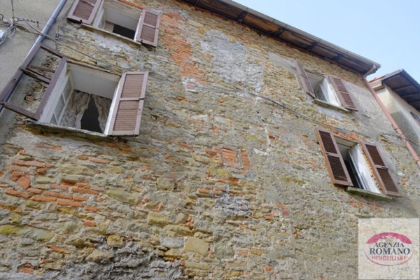 casa semindipendente in vendita a Ponzone