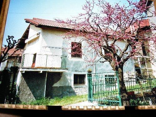 appartamento in vendita a Ponzone in zona Piancastagna