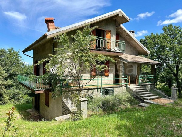 casa indipendente in vendita a Ponzone