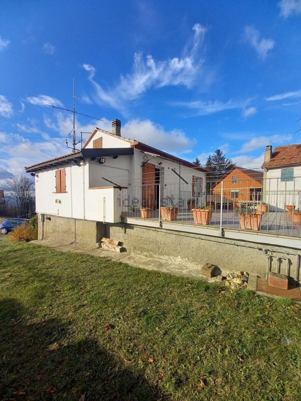 casa indipendente in vendita a Ponzone in zona Cimaferle