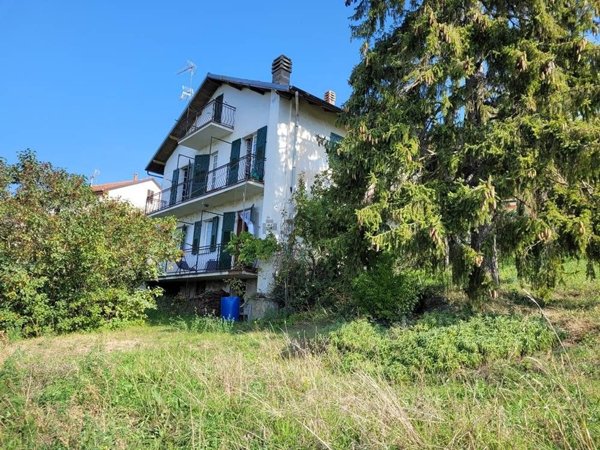 casa indipendente in vendita a Ponzone