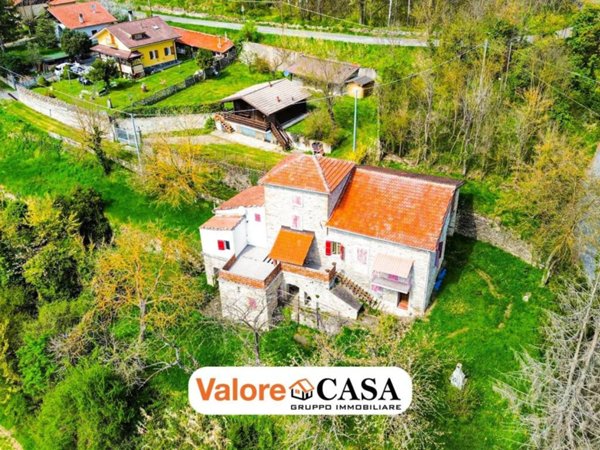 casa indipendente in vendita a Ponzone