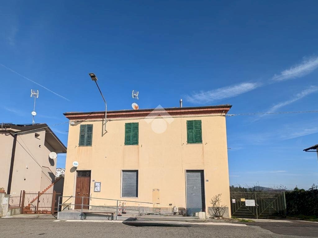 casa indipendente in vendita a Ponzone in zona Piancastagna