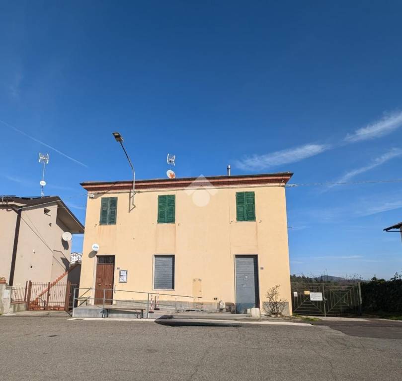 casa indipendente in vendita a Ponzone in zona Piancastagna