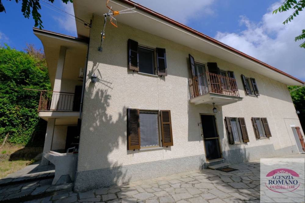 casa indipendente in vendita a Ponzone