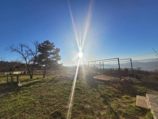 casa indipendente in vendita a Ponzone in zona Chiappino