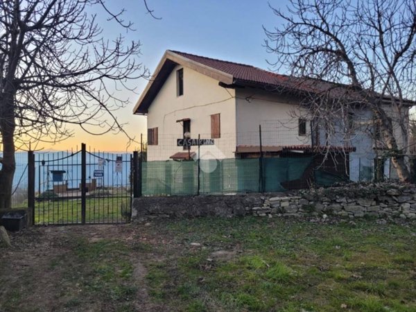 casa indipendente in vendita a Ponzone in zona Chiappino